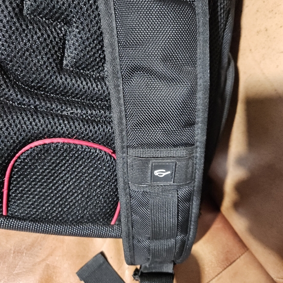 Swiss gear padded camera bag - Picture 4 of 10